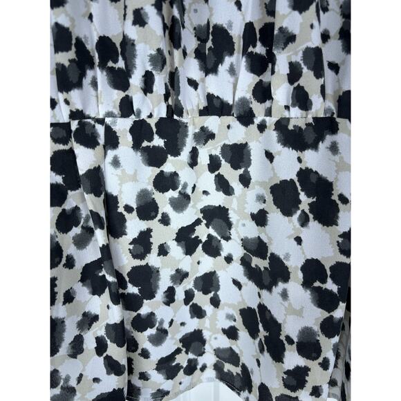 CAbi Blouse Peplum Rosette Leopard Animal Print Ruched Sleeve Wrap Sz M 5898 - Picture 6 of 10